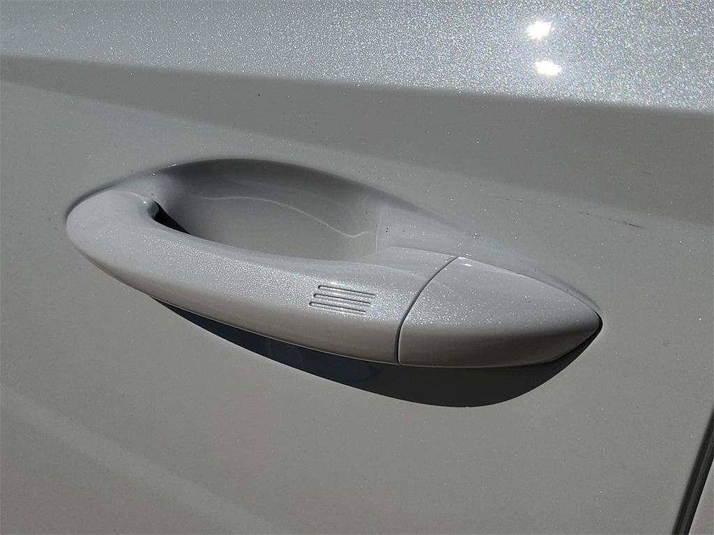 new 2025 Hyundai TUCSON Hybrid car, priced at $35,527