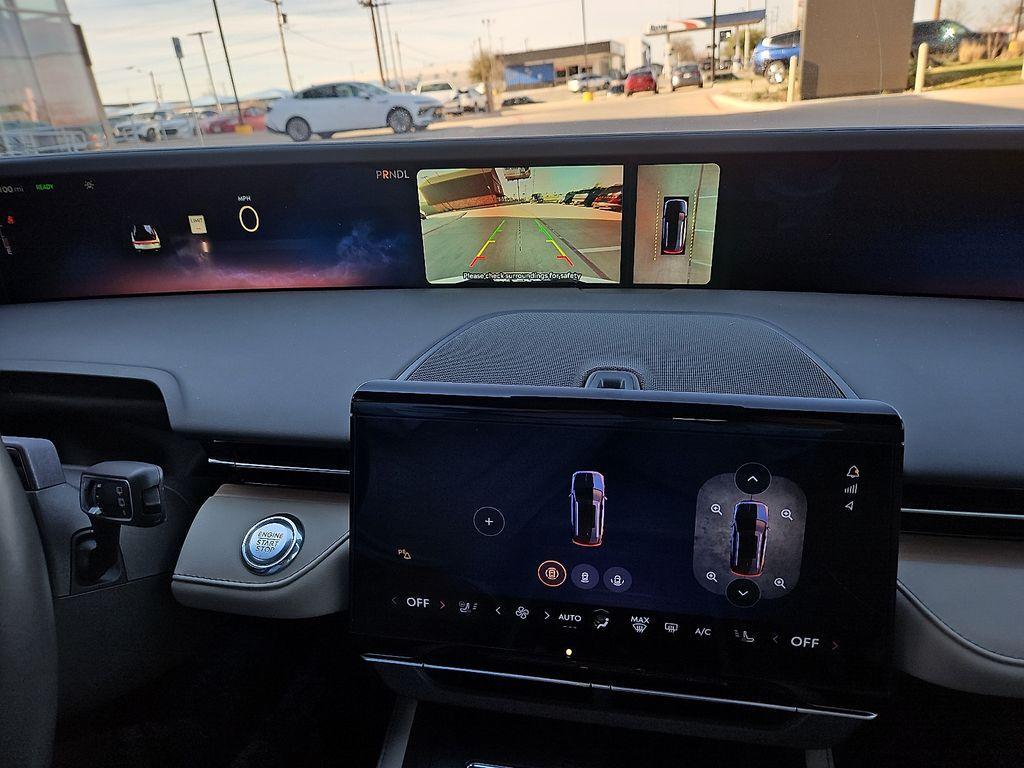 used 2024 Lincoln Nautilus car, priced at $45,288