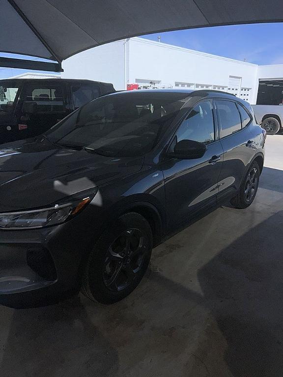 used 2025 Ford Escape car, priced at $25,676