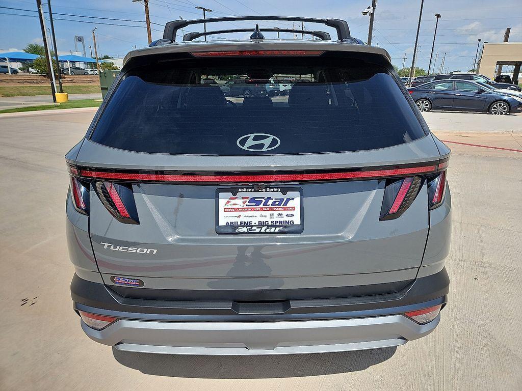 new 2026 Hyundai Tucson car, priced at $33,195