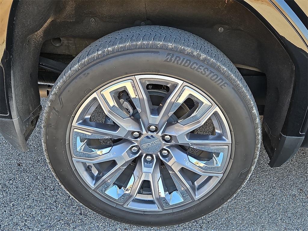 used 2025 GMC Sierra 1500 car, priced at $62,222