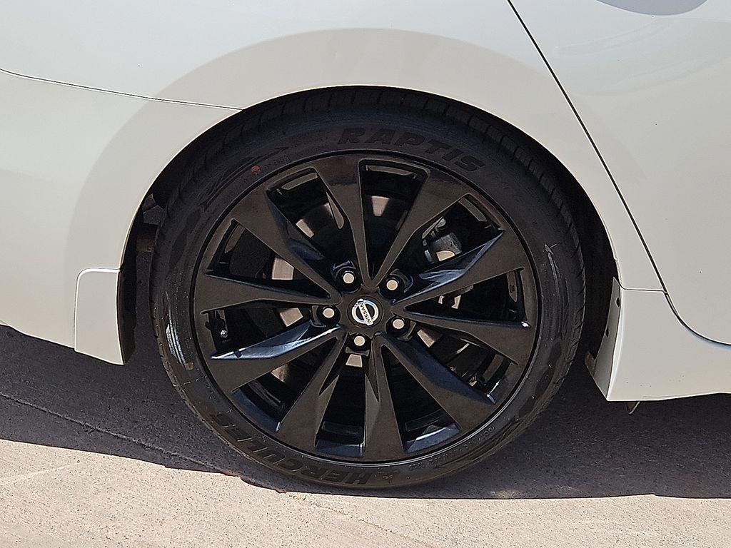 used 2021 Nissan Maxima car, priced at $18,608