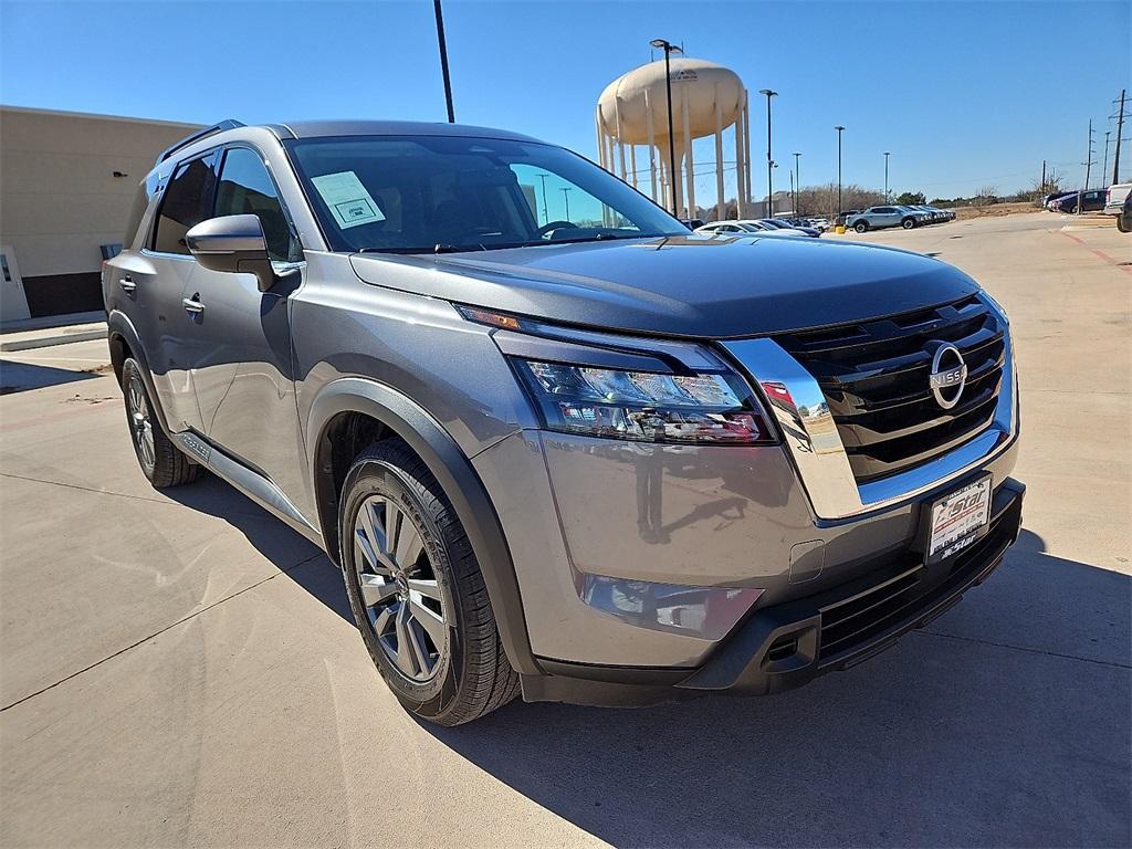 used 2024 Nissan Pathfinder car, priced at $27,999