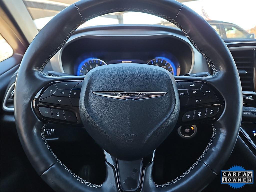 used 2021 Chrysler Pacifica car, priced at $10,997