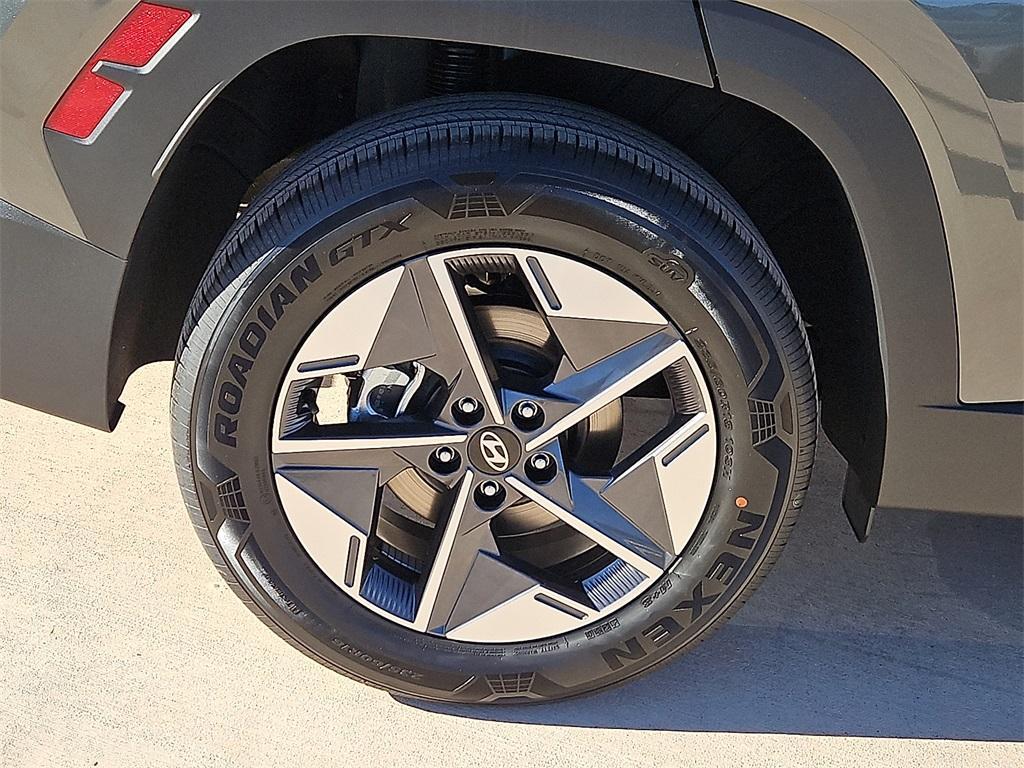 new 2026 Hyundai TUCSON Hybrid car, priced at $33,295