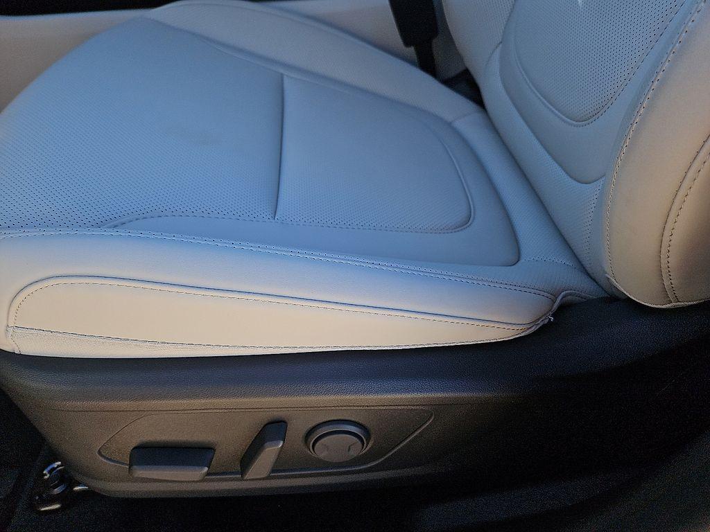 new 2026 Hyundai TUCSON Hybrid car, priced at $33,045