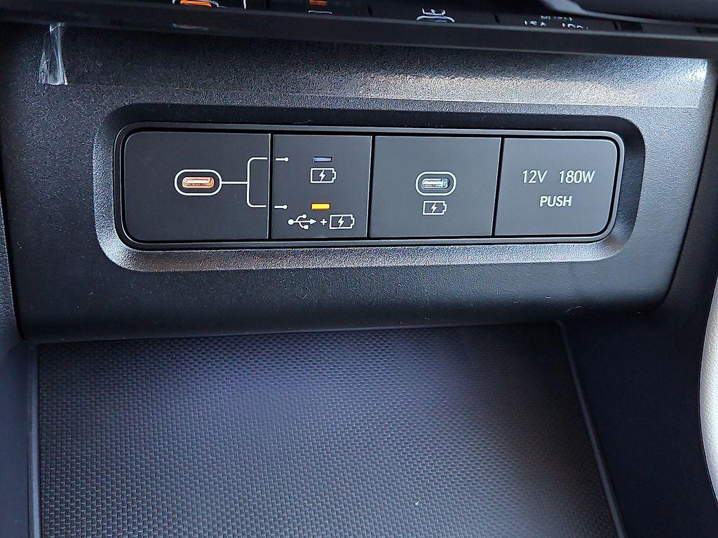 new 2026 Hyundai TUCSON Hybrid car, priced at $33,045