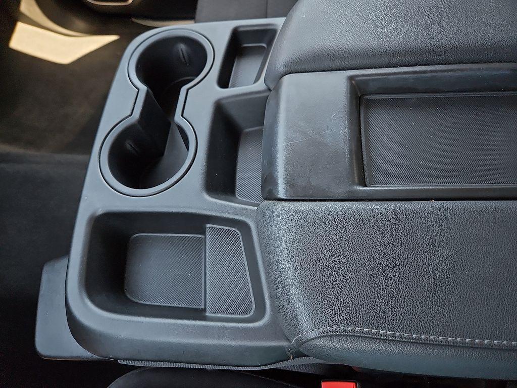used 2025 Chevrolet Silverado 1500 car, priced at $39,112