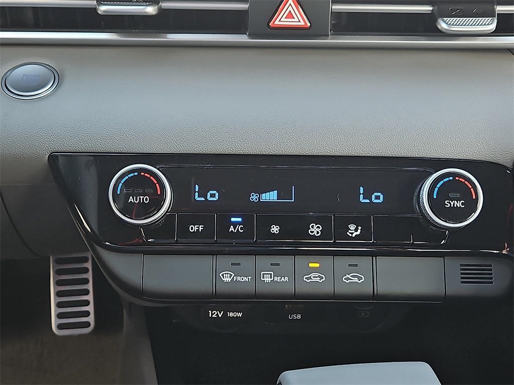 new 2025 Hyundai Elantra car, priced at $24,870