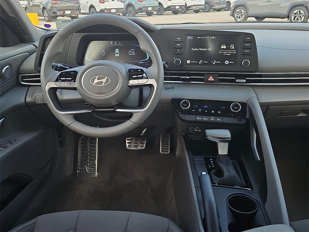 new 2025 Hyundai Elantra car, priced at $24,870