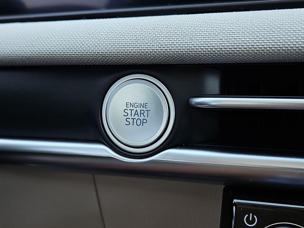 new 2026 Hyundai TUCSON Hybrid car