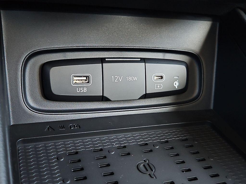 new 2026 Hyundai Venue car, priced at $25,125