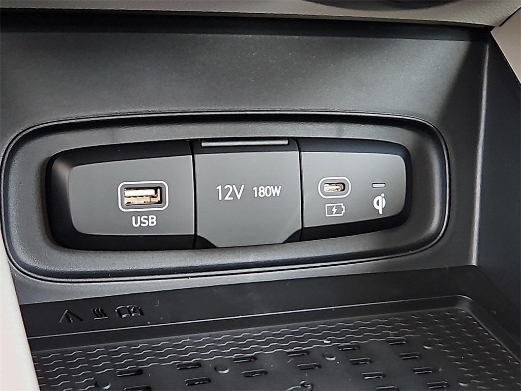 new 2026 Hyundai Venue car, priced at $25,720