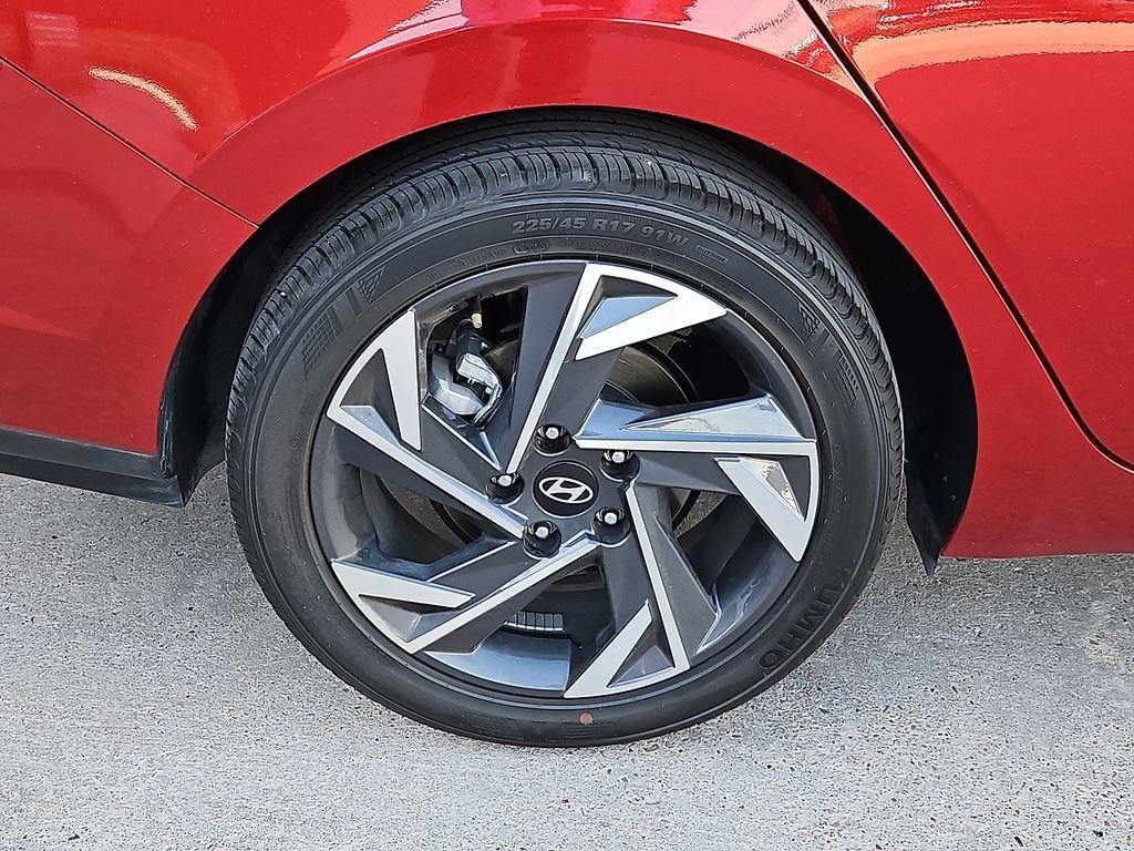 new 2025 Hyundai Elantra car, priced at $22,889