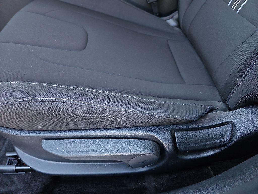 new 2025 Hyundai Elantra car, priced at $22,889