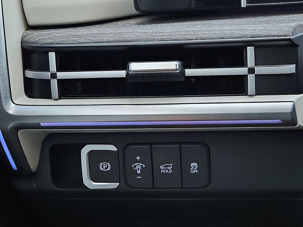used 2024 Hyundai Santa Fe car, priced at $33,553