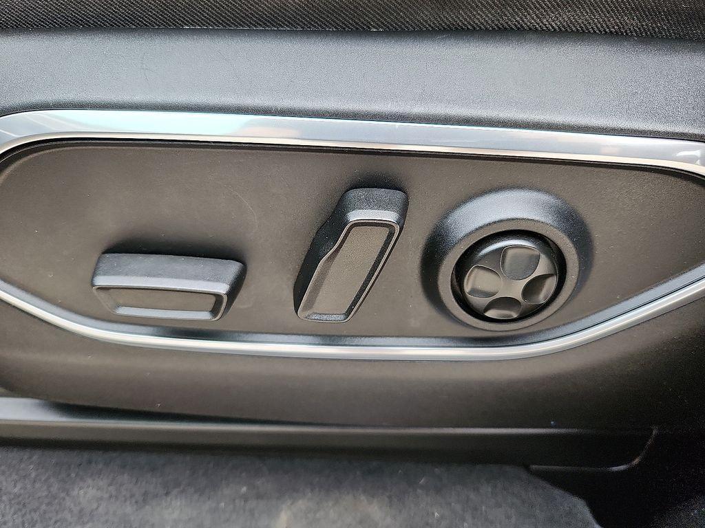 used 2023 Jeep Wagoneer car, priced at $45,250