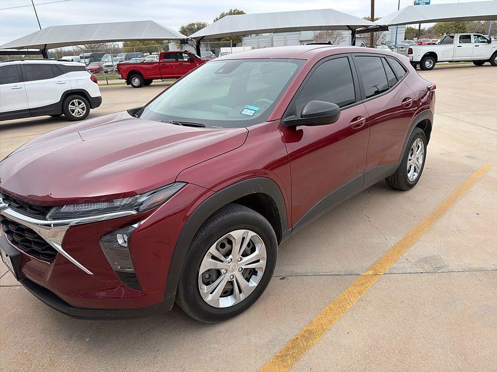 used 2025 Chevrolet Trax car, priced at $17,971