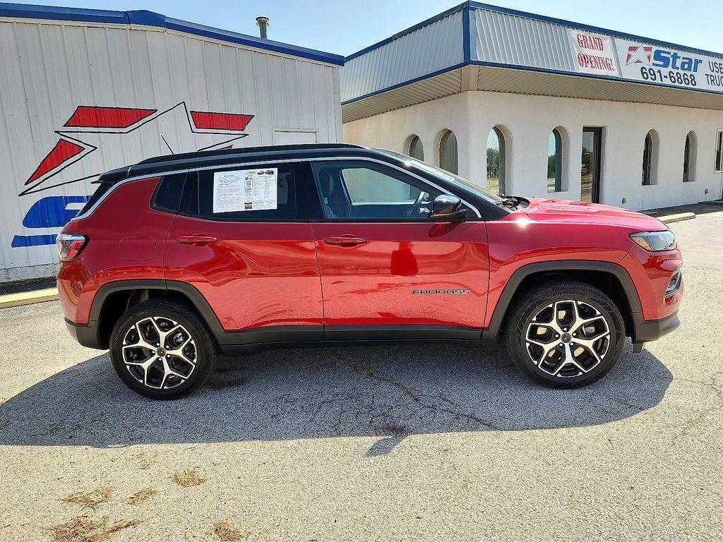 used 2025 Jeep Compass car, priced at $25,002