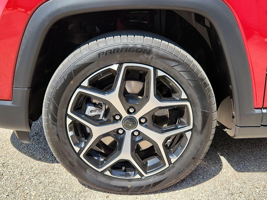 used 2025 Jeep Compass car, priced at $25,002