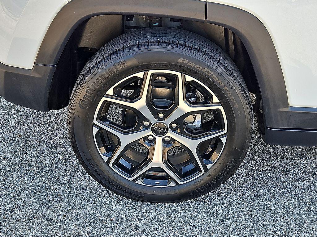 used 2025 Jeep Compass car, priced at $24,580