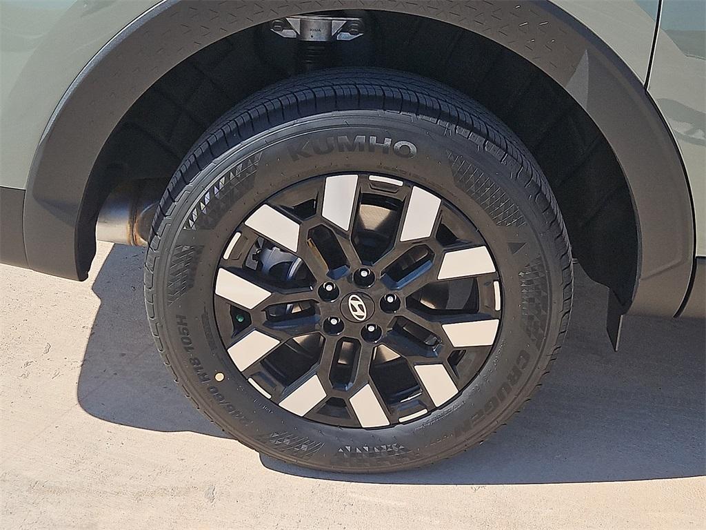 new 2026 Hyundai SANTA CRUZ car, priced at $33,927