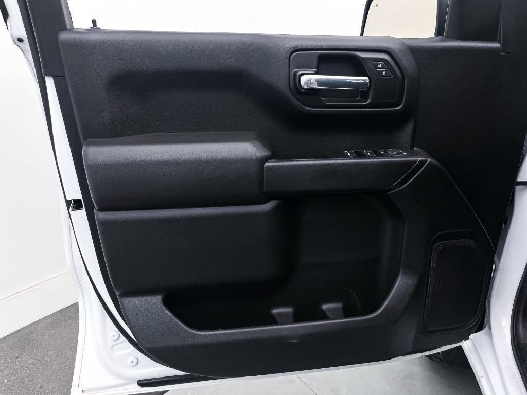 used 2024 Chevrolet Silverado 1500 car, priced at $39,995