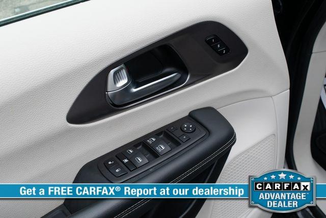 used 2023 Chrysler Pacifica Hybrid car, priced at $20,995
