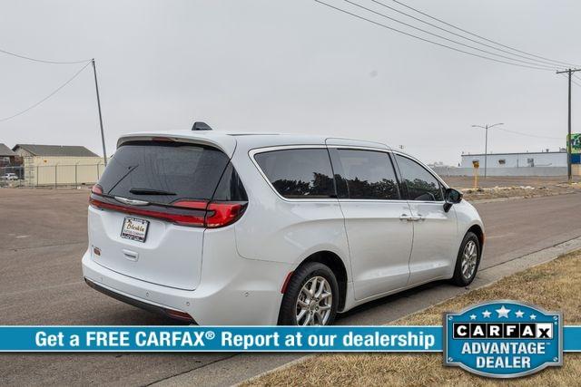 used 2024 Chrysler Pacifica car, priced at $24,995