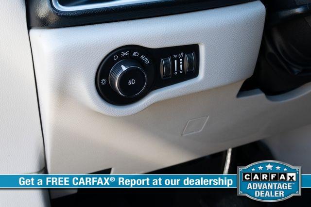 used 2018 Chrysler Pacifica car, priced at $14,995