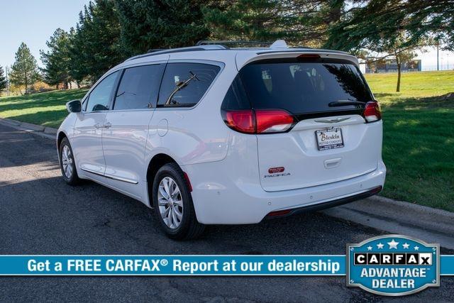 used 2018 Chrysler Pacifica car, priced at $14,995