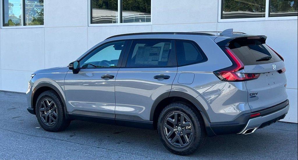 new 2026 Honda CR-V Hybrid car, priced at $39,105