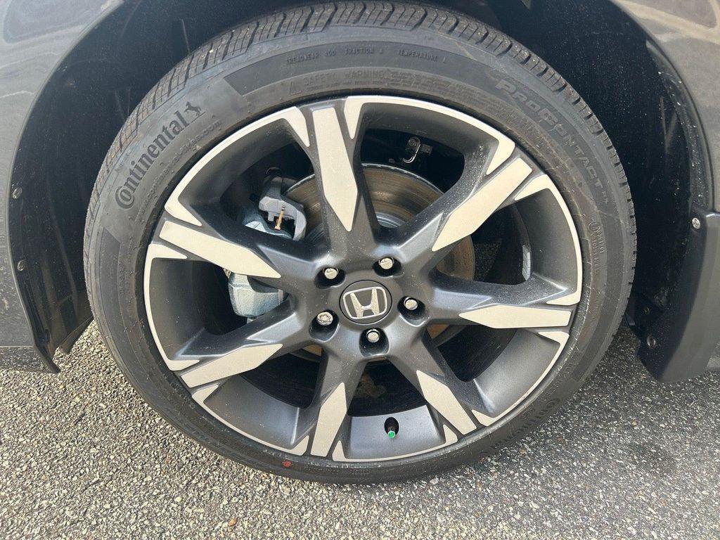 new 2026 Honda Civic Hybrid car, priced at $32,490