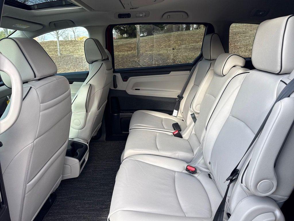 new 2026 Honda Odyssey car, priced at $47,245