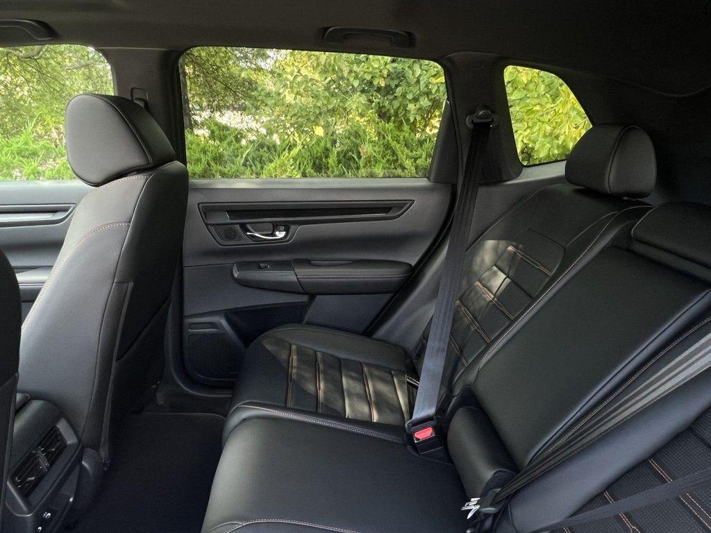 new 2026 Honda CR-V Hybrid car, priced at $38,725