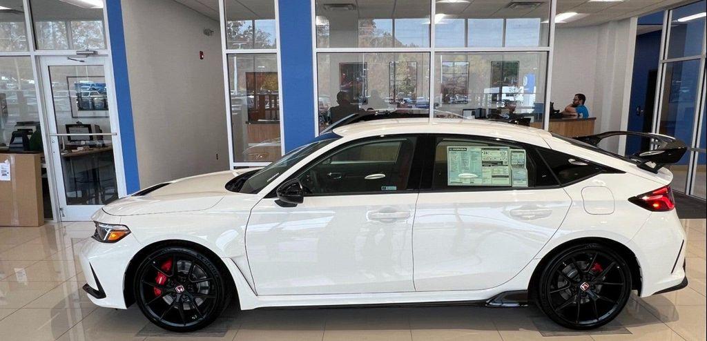 new 2025 Honda Civic Type R car, priced at $47,545