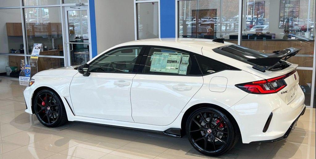 new 2025 Honda Civic Type R car, priced at $47,545