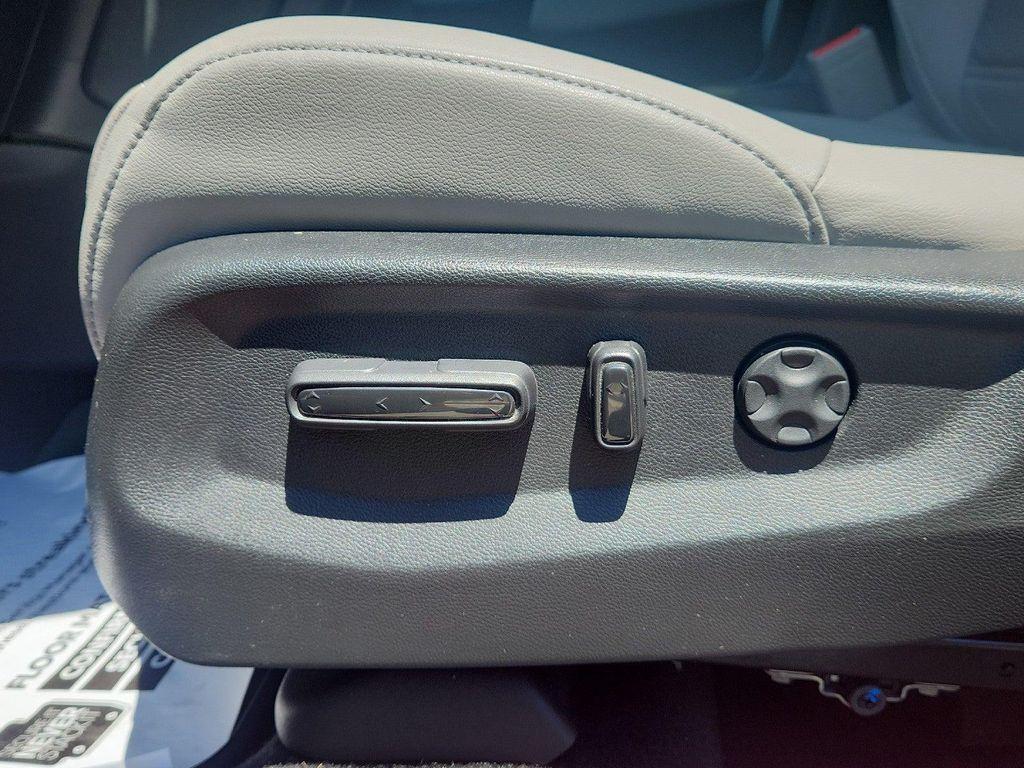 used 2022 Honda CR-V Hybrid car, priced at $34,794