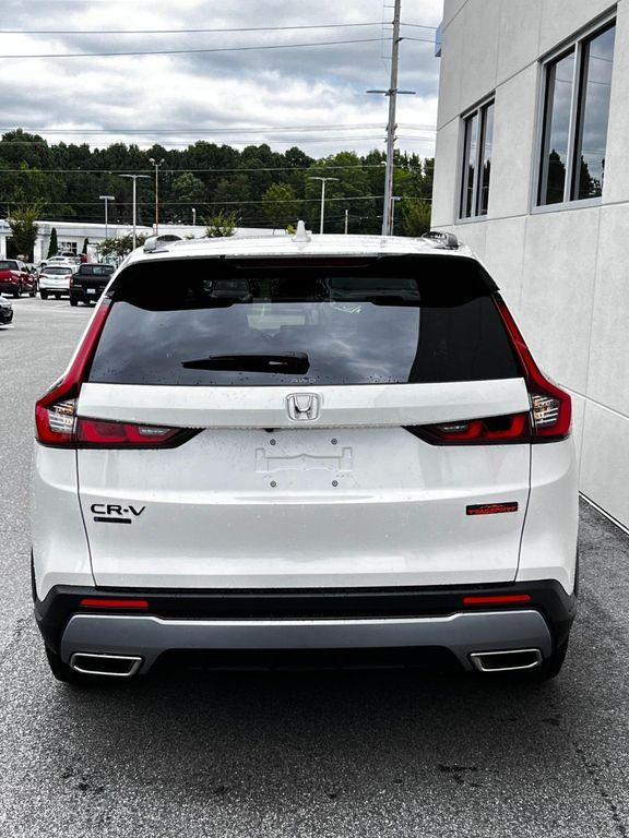 new 2026 Honda CR-V Hybrid car, priced at $39,050