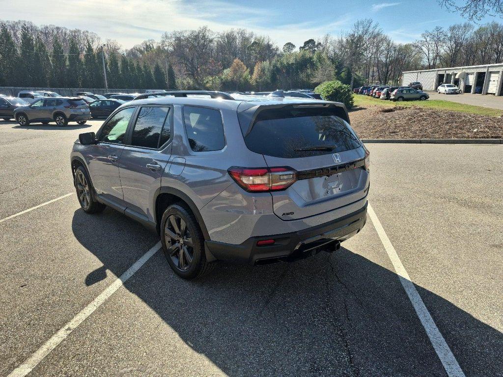 new 2026 Honda Pilot car, priced at $44,545