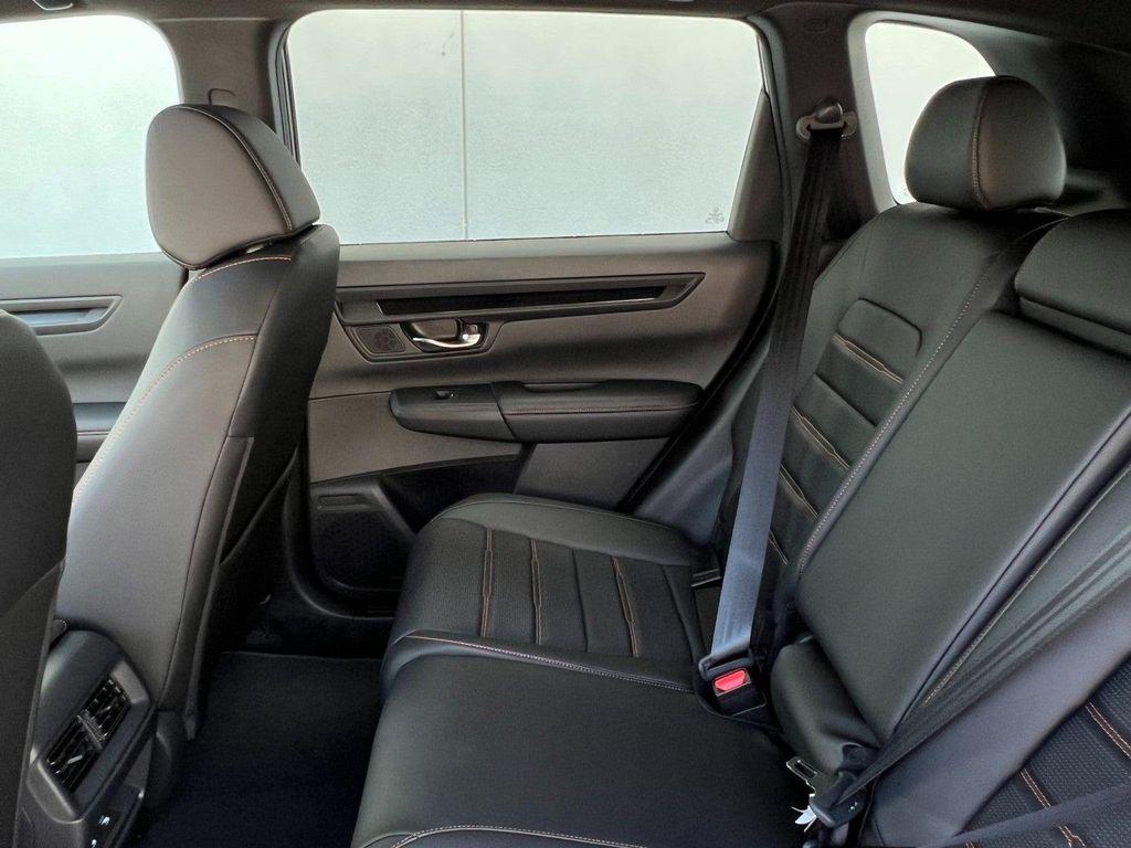 new 2026 Honda CR-V Hybrid car, priced at $38,725