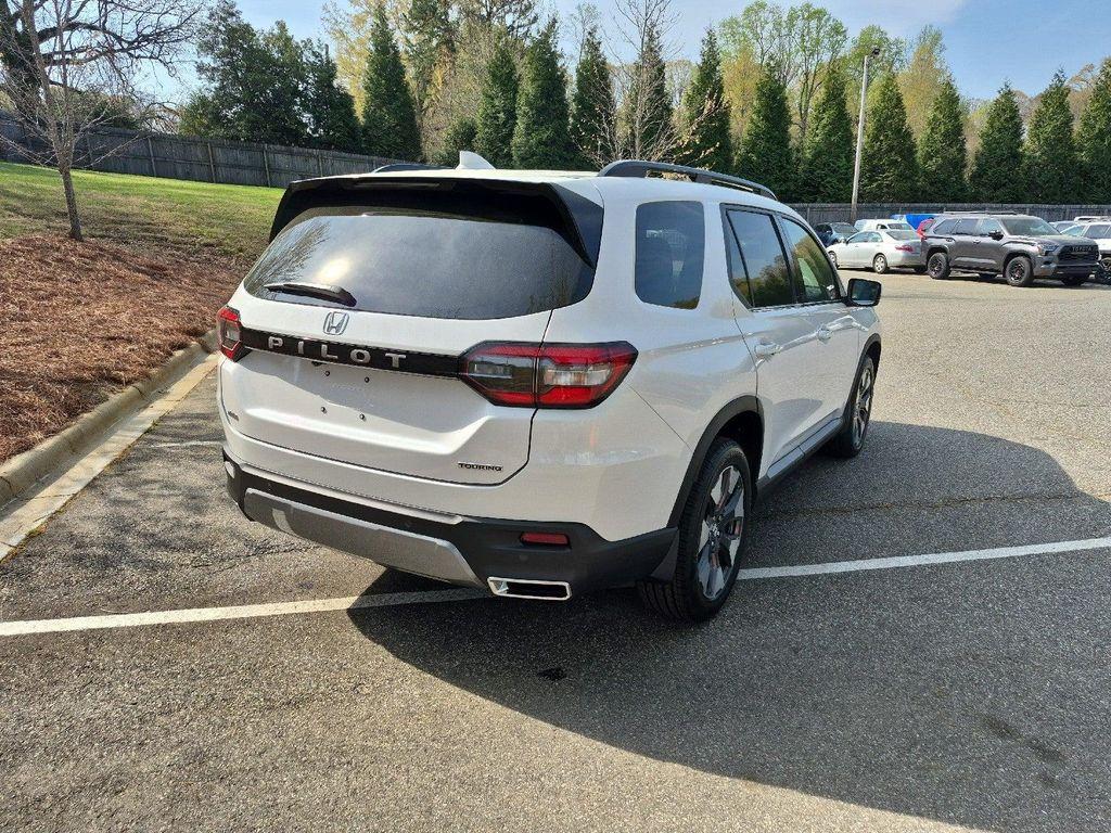 new 2026 Honda Pilot car, priced at $53,045