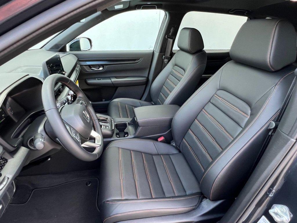 new 2026 Honda CR-V Hybrid car, priced at $38,725
