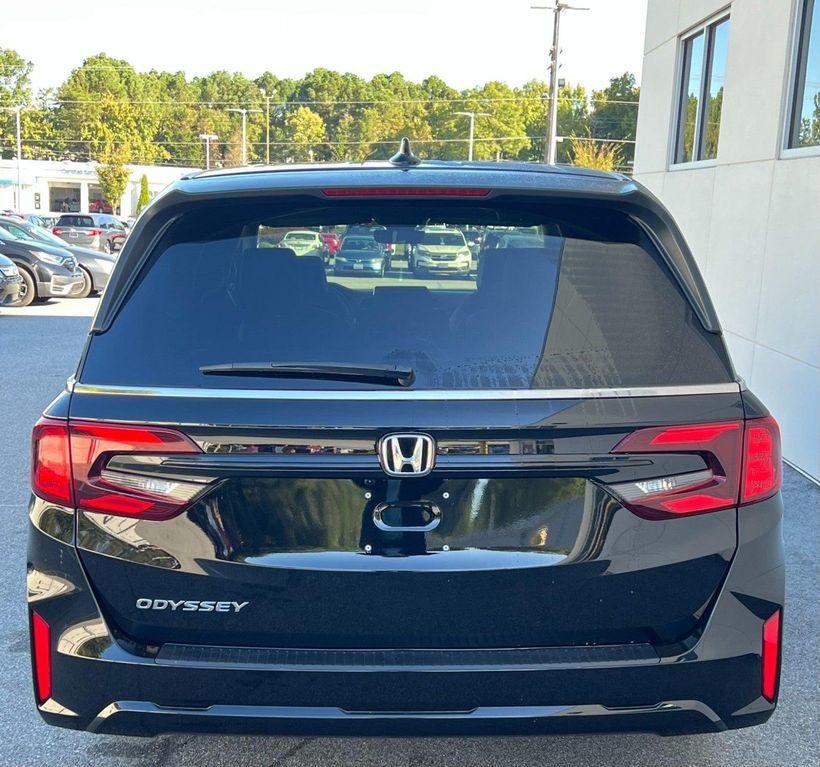 new 2026 Honda Odyssey car, priced at $42,455