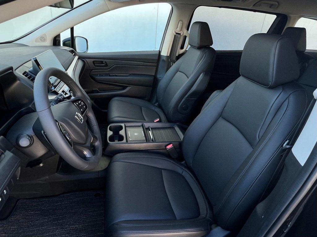 new 2026 Honda Odyssey car, priced at $42,455