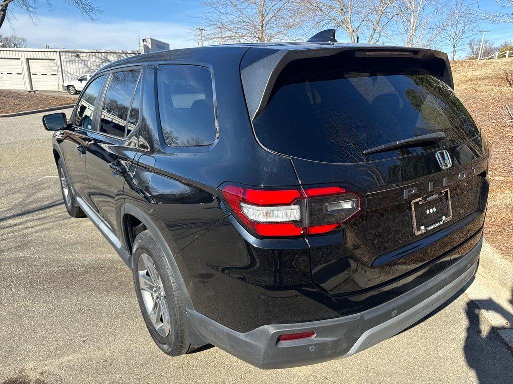 used 2023 Honda Pilot car, priced at $33,299