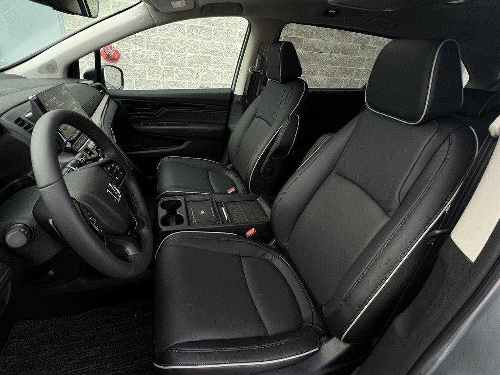 new 2026 Honda Odyssey car, priced at $46,790