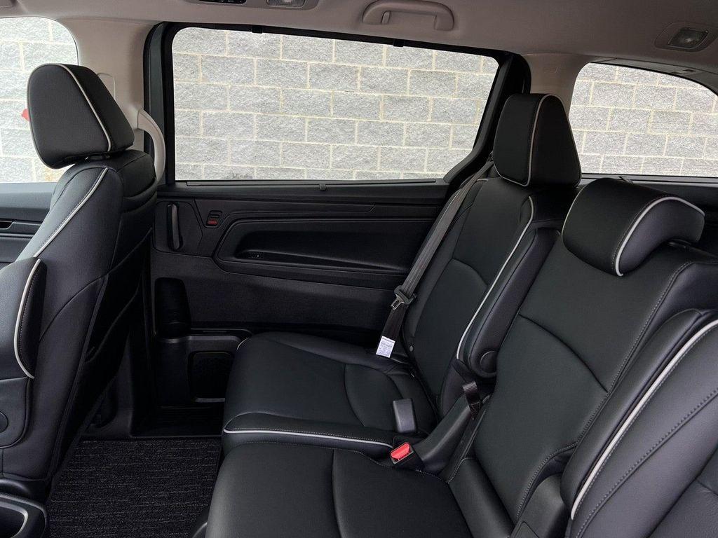 new 2026 Honda Odyssey car, priced at $46,790