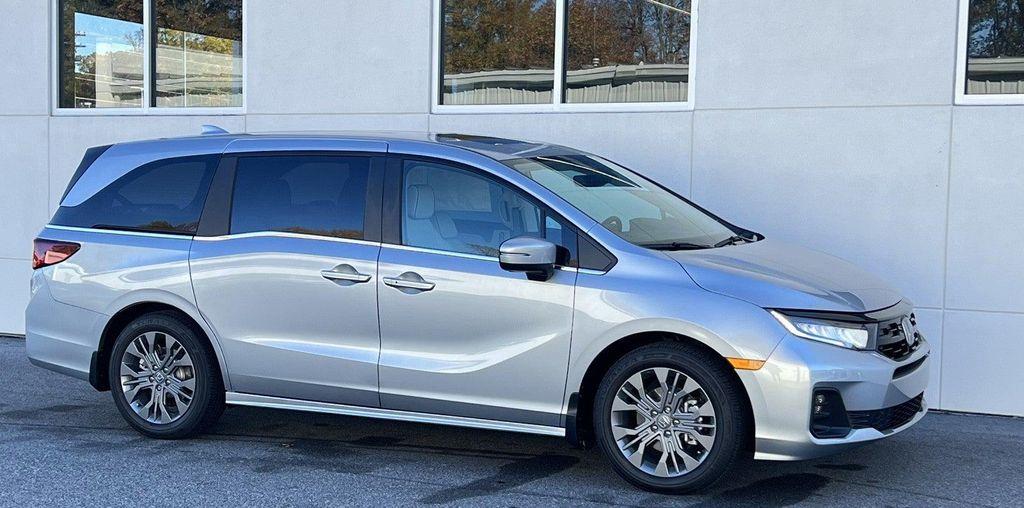 new 2026 Honda Odyssey car, priced at $46,790
