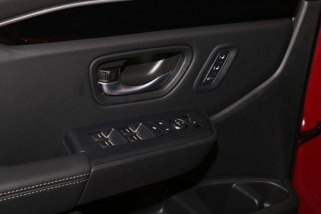 new 2025 Honda Pilot car, priced at $47,405